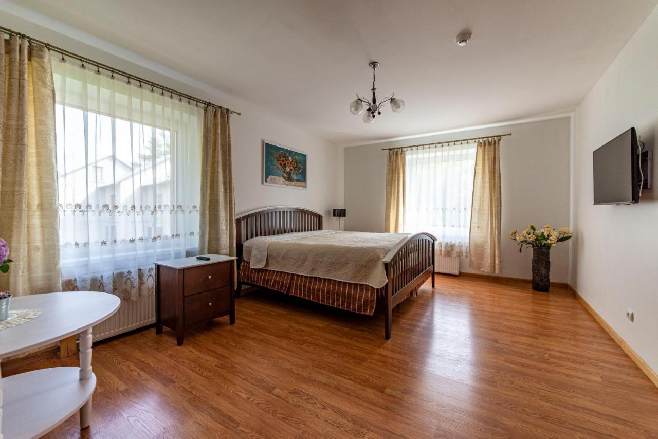 Smiltele Hotel Паланга Екстериор снимка