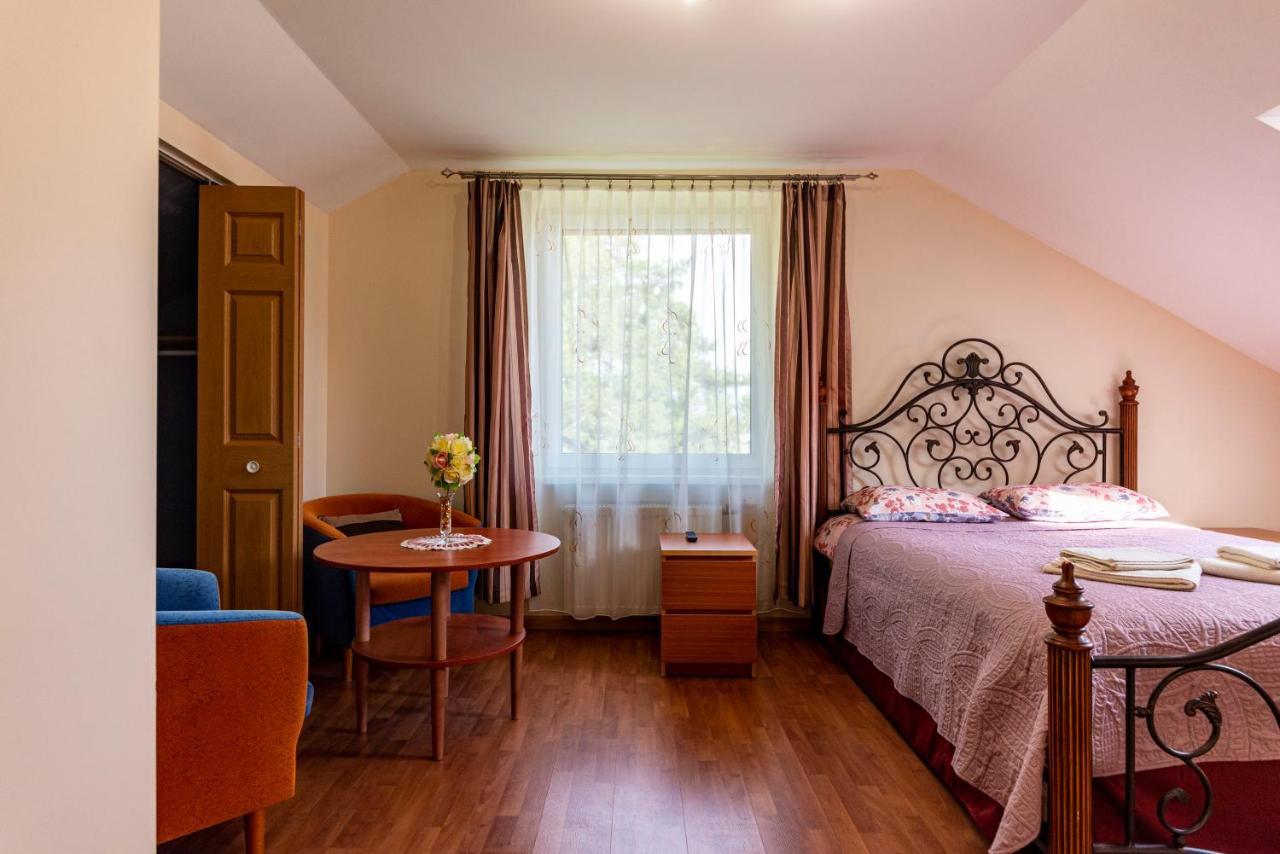 Smiltele Hotel Паланга Екстериор снимка