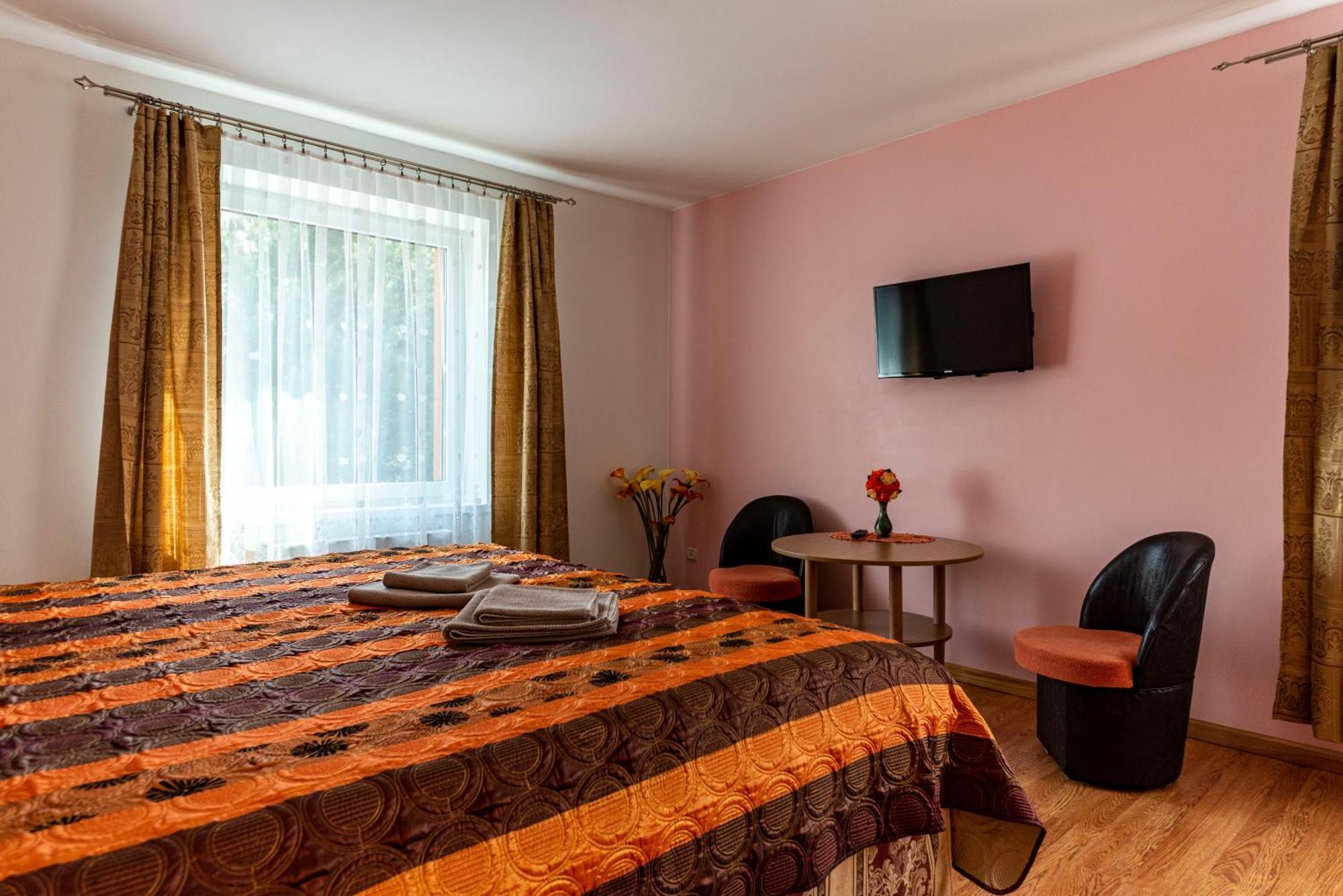 Smiltele Hotel Паланга Екстериор снимка