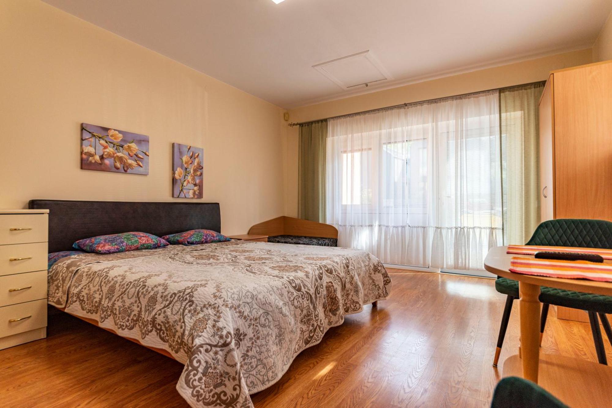 Smiltele Hotel Паланга Екстериор снимка